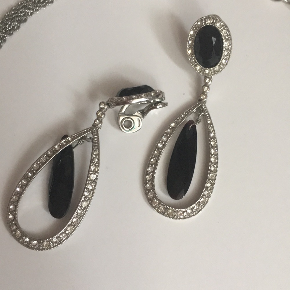 MONET - Picture 4 of 6